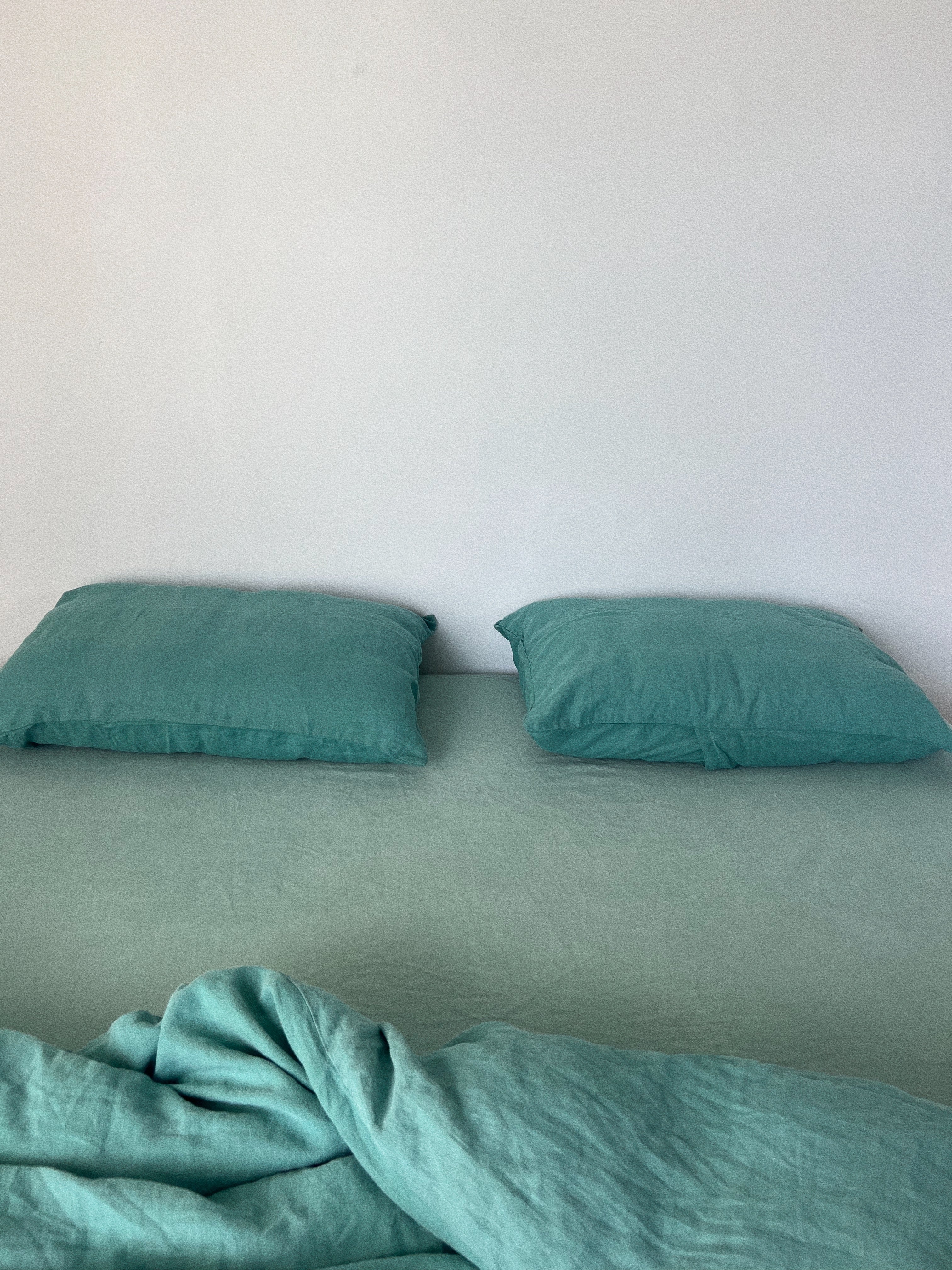 pillowslip set .teal linen