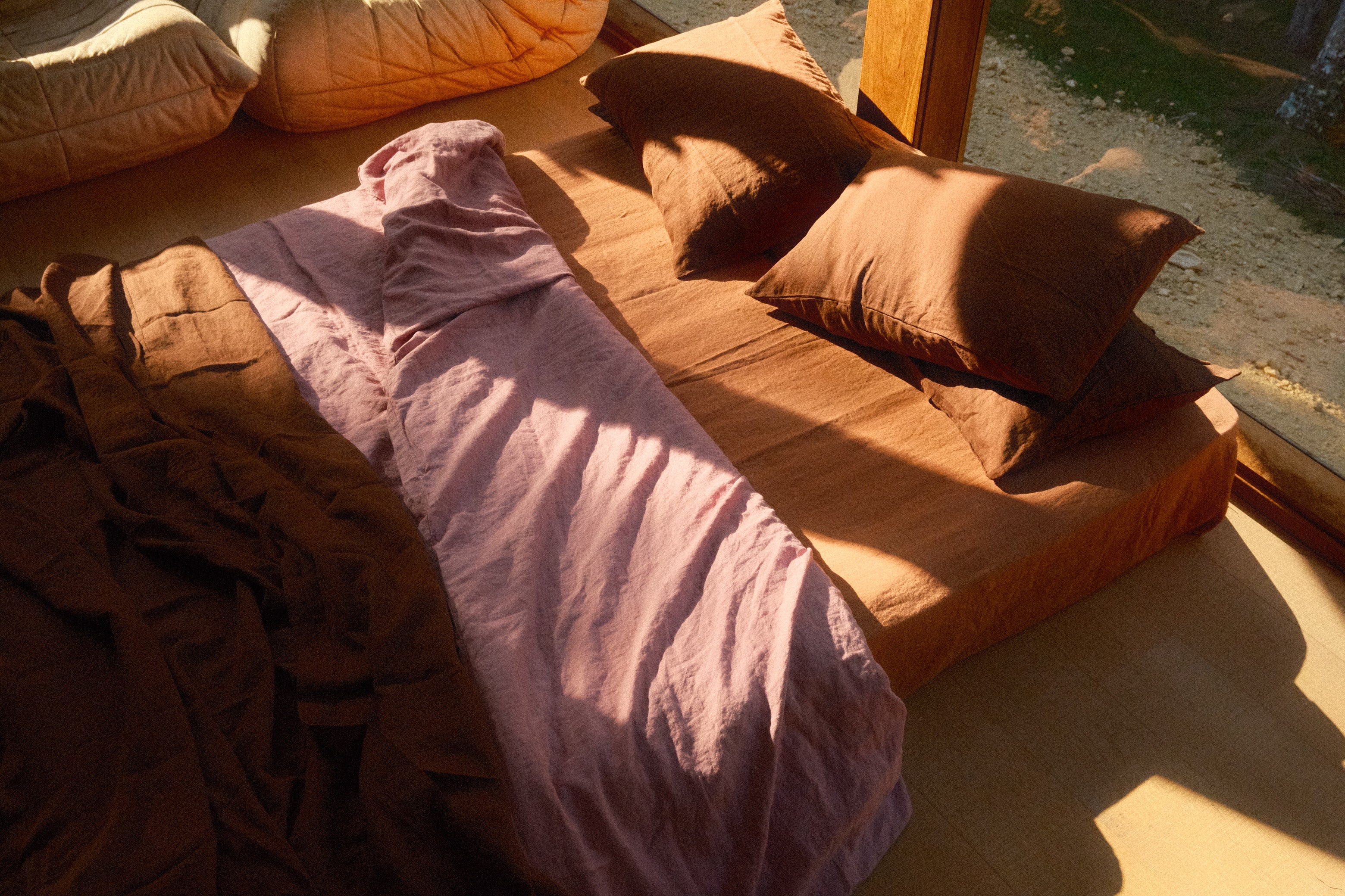 bed cover/ flat sheet . tobacco