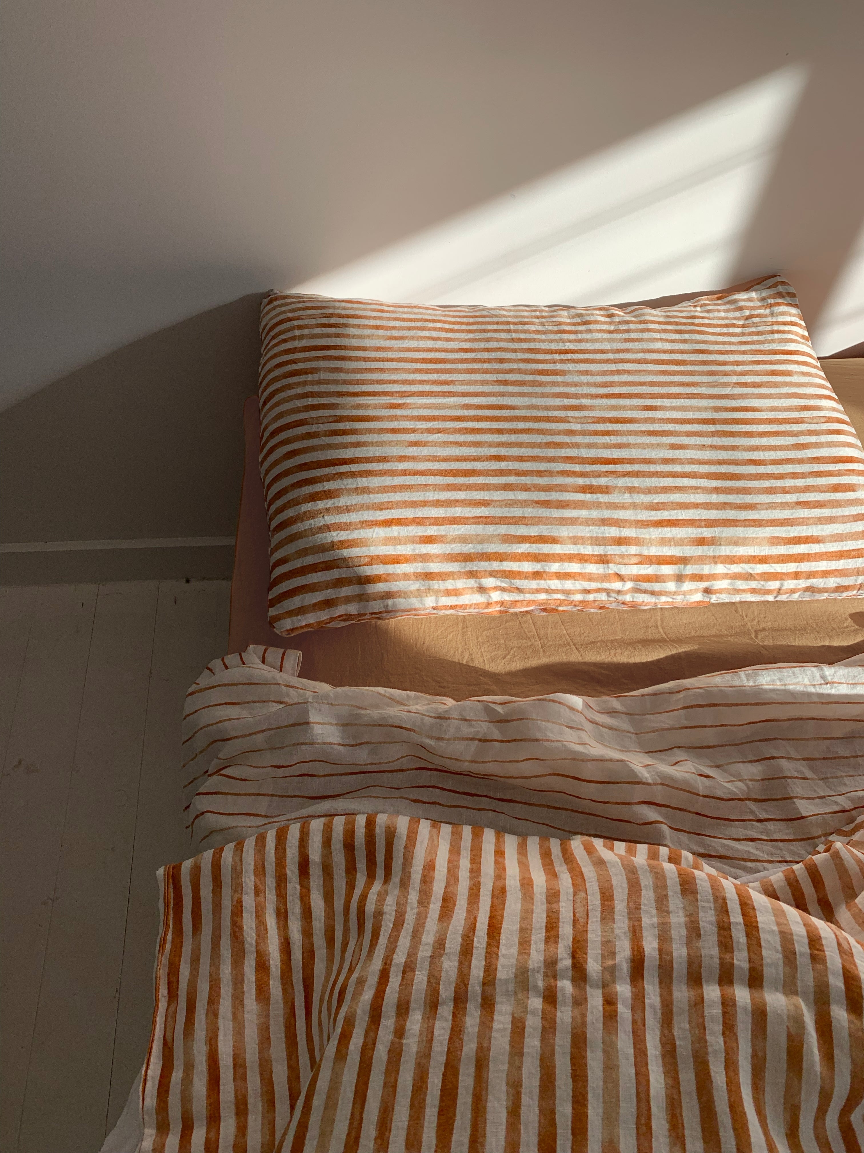 pillowslip set . thick stripe