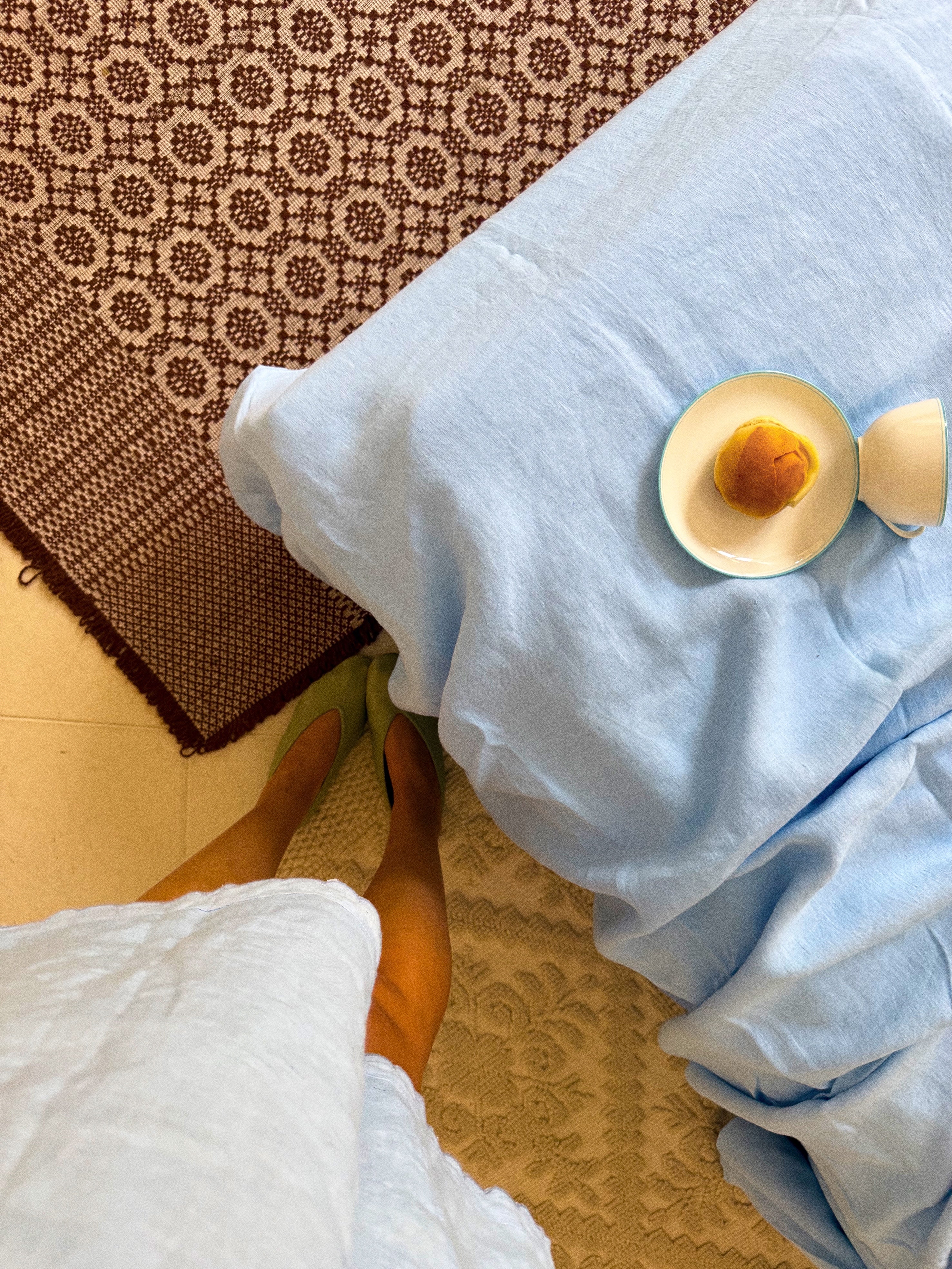 duvet cover . sky linen