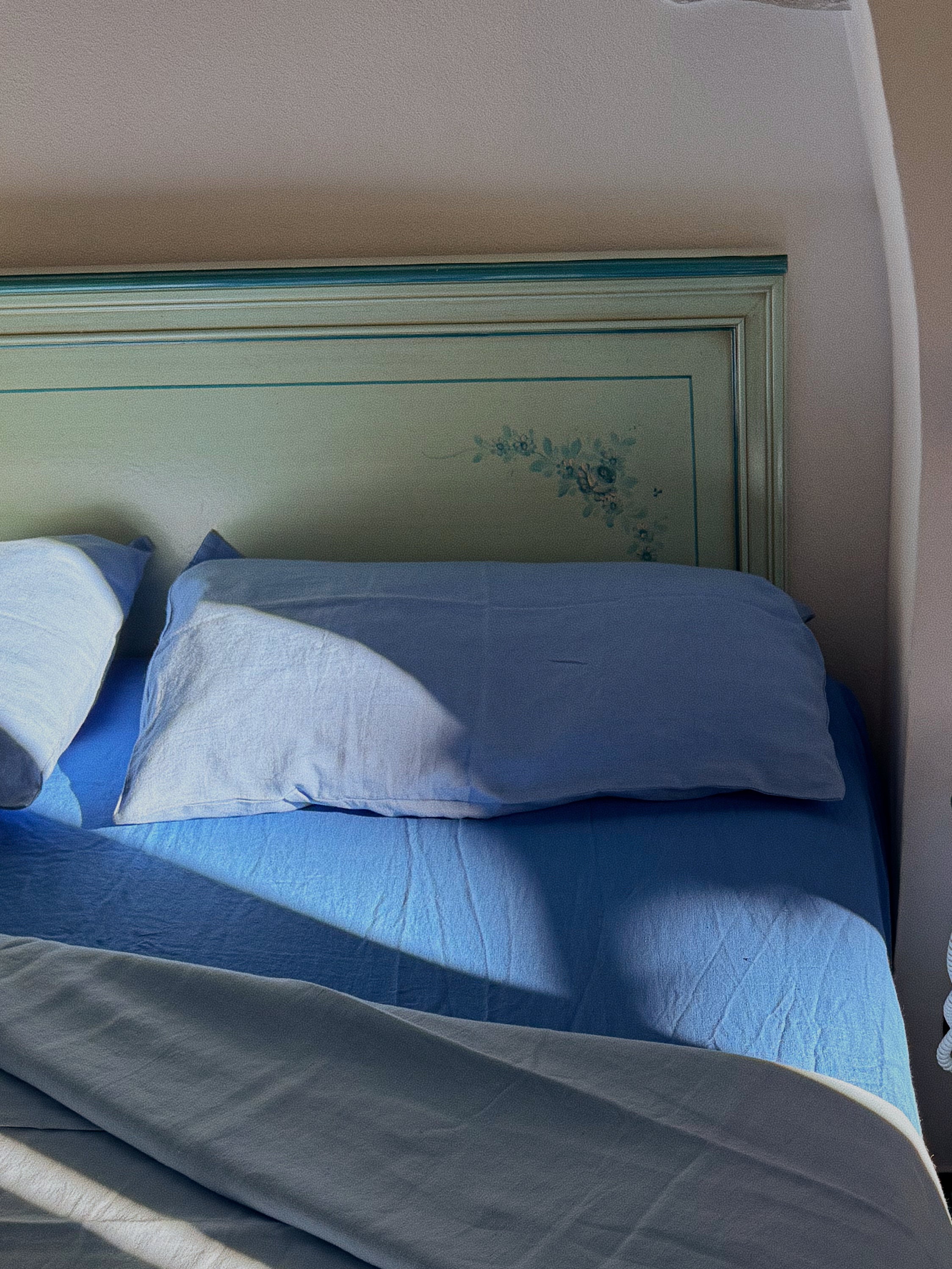 pillowslip set . cornflower linen