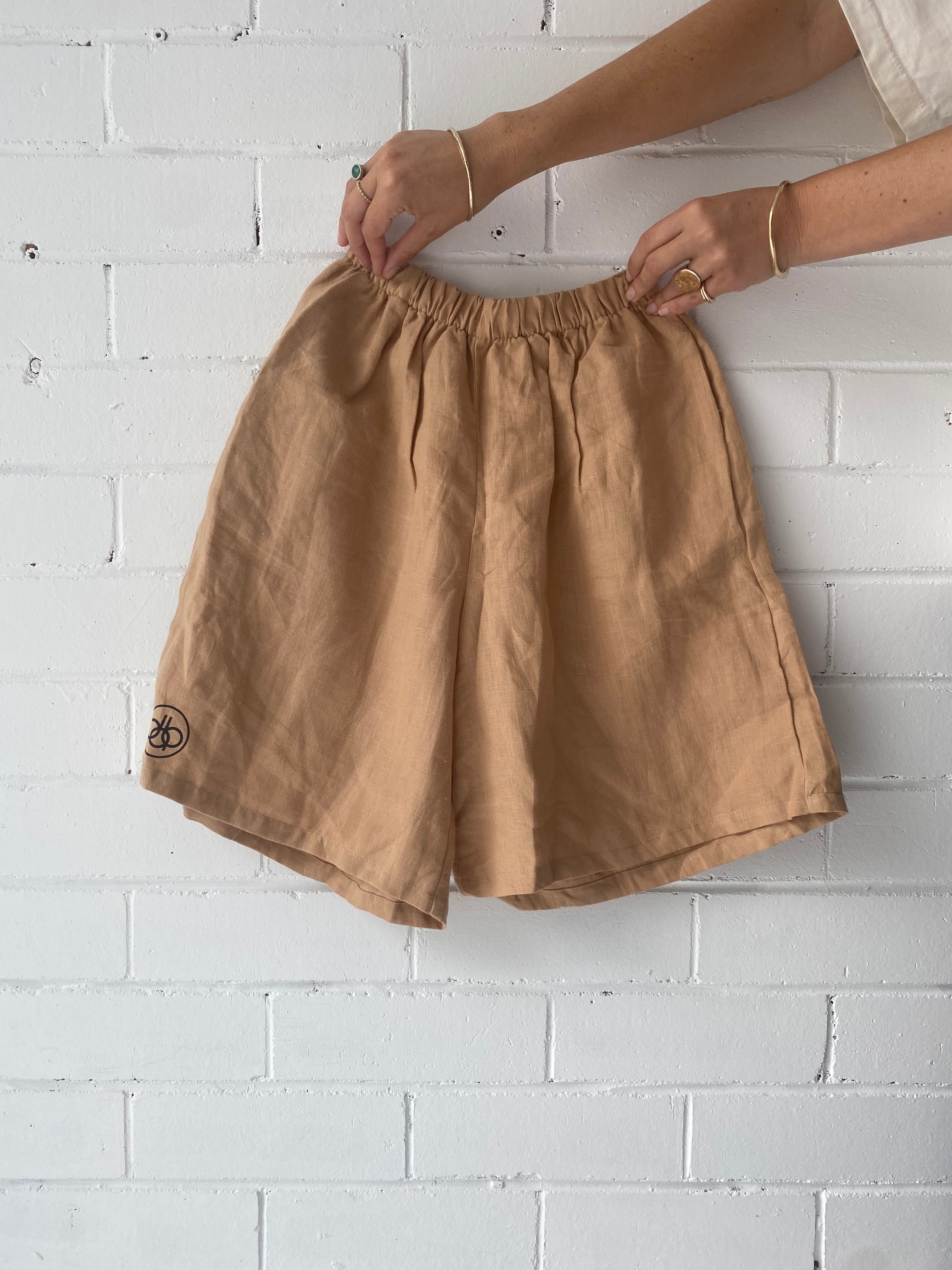 kids movement pant . hazelnut