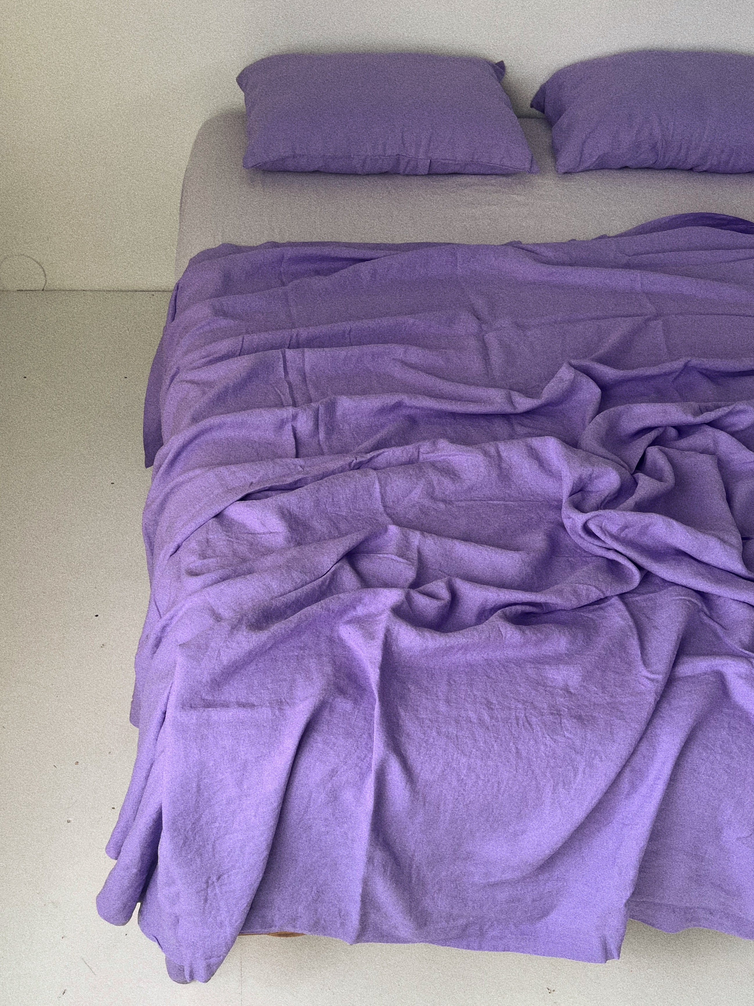 bed cover sheet . lavender linen