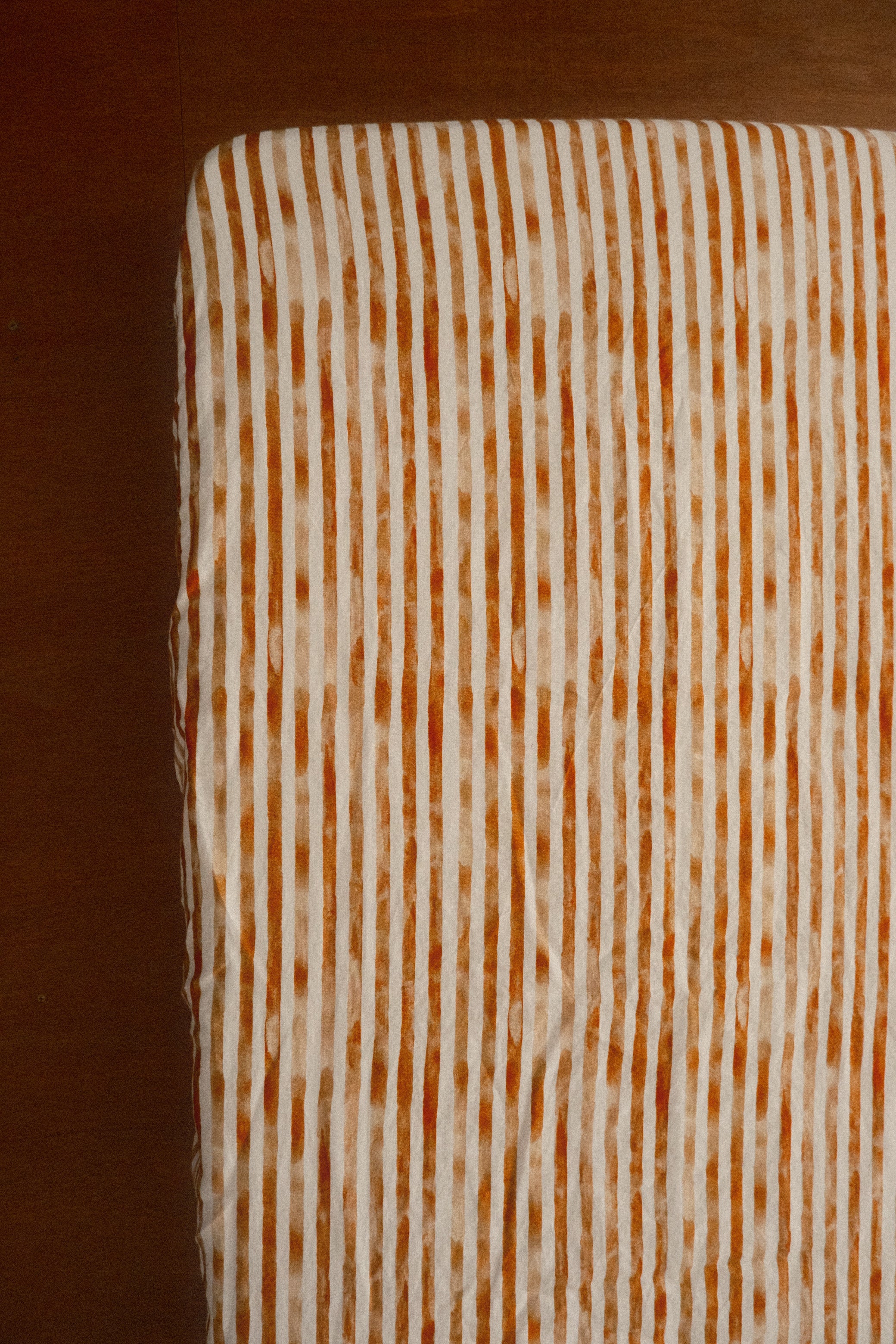 fitted cot sheet . printed watercolour stripe