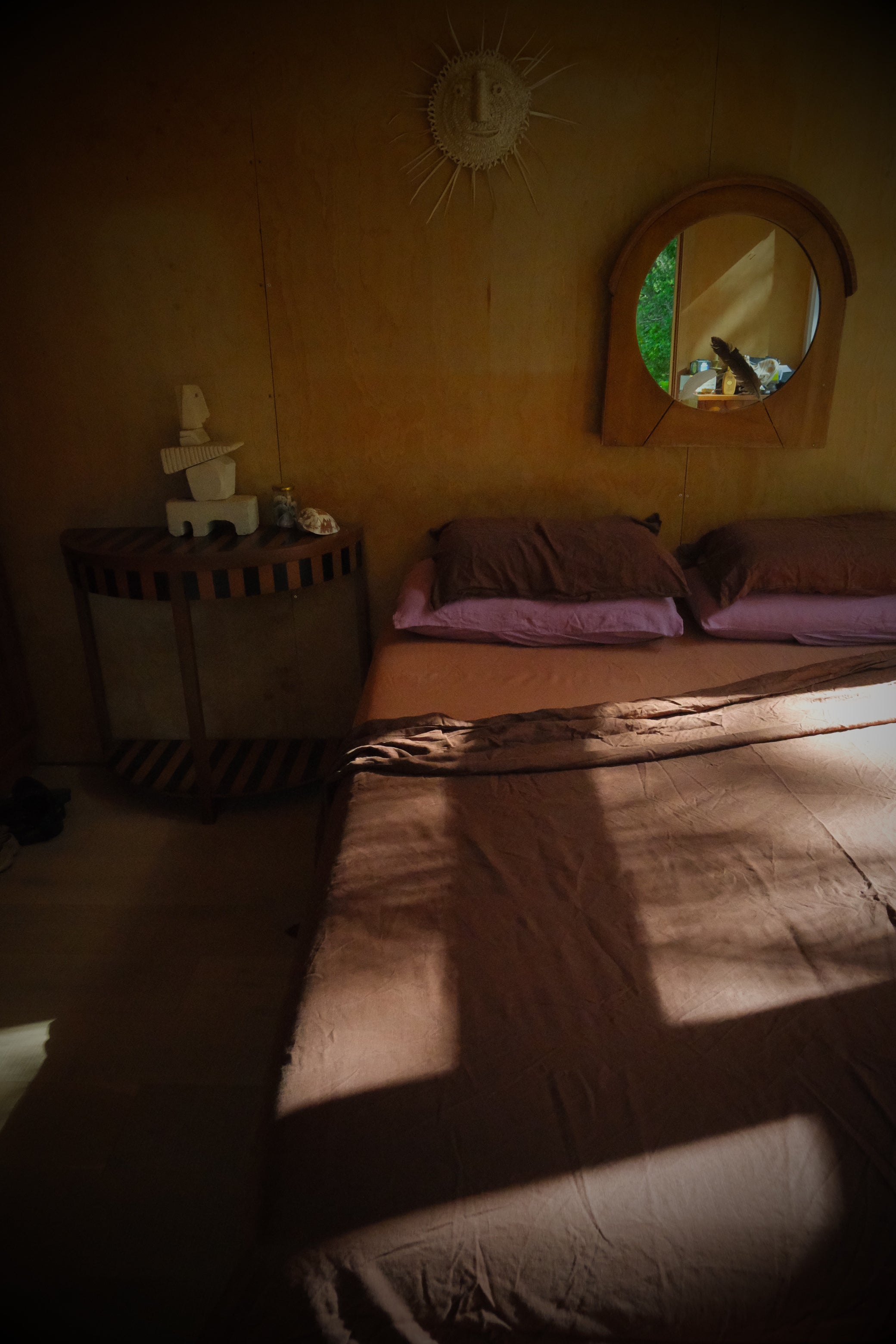 bed cover/ flat sheet . tobacco