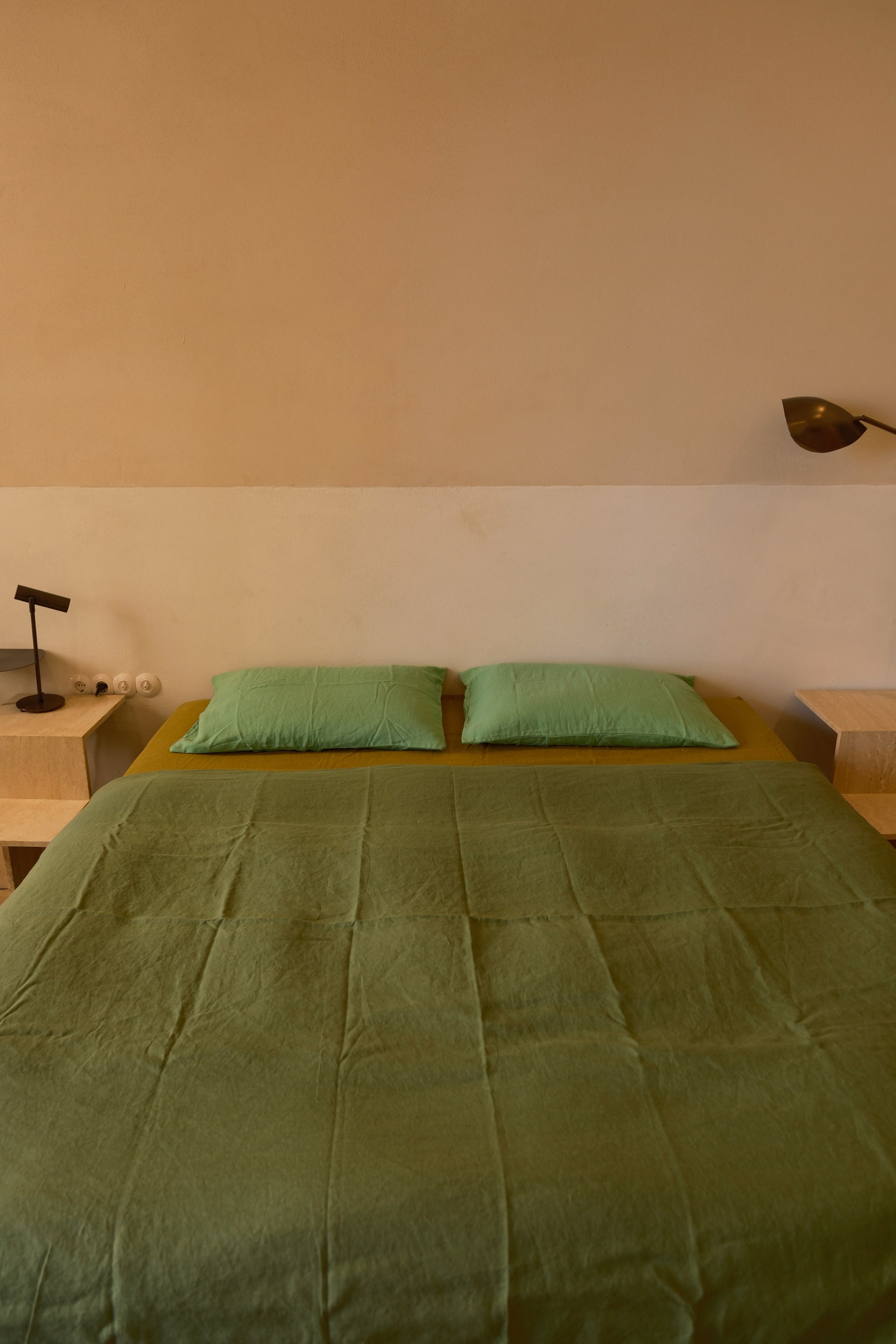 complete bed set. tonal 15 greens
