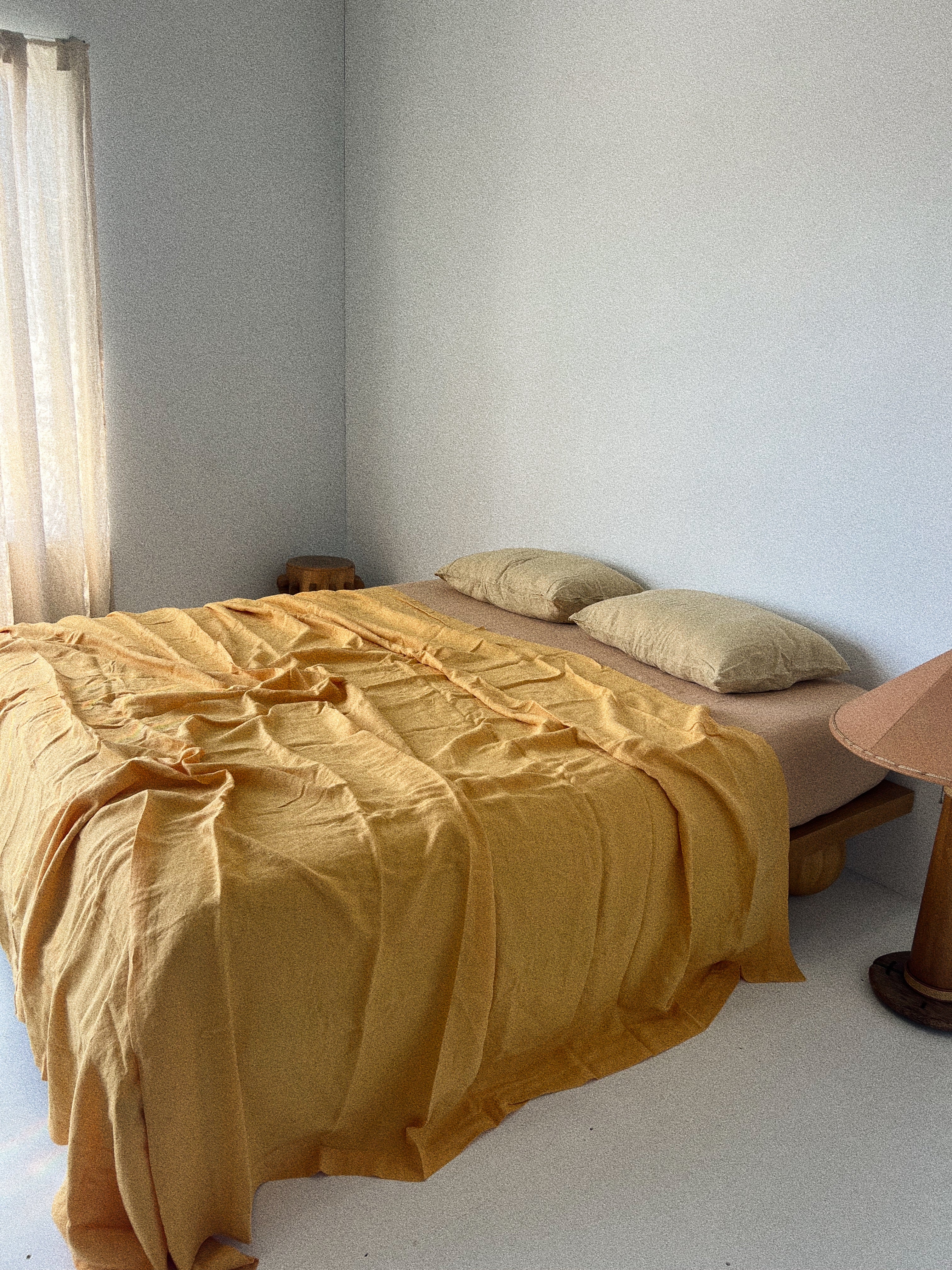 bed cover sheet . honey linen
