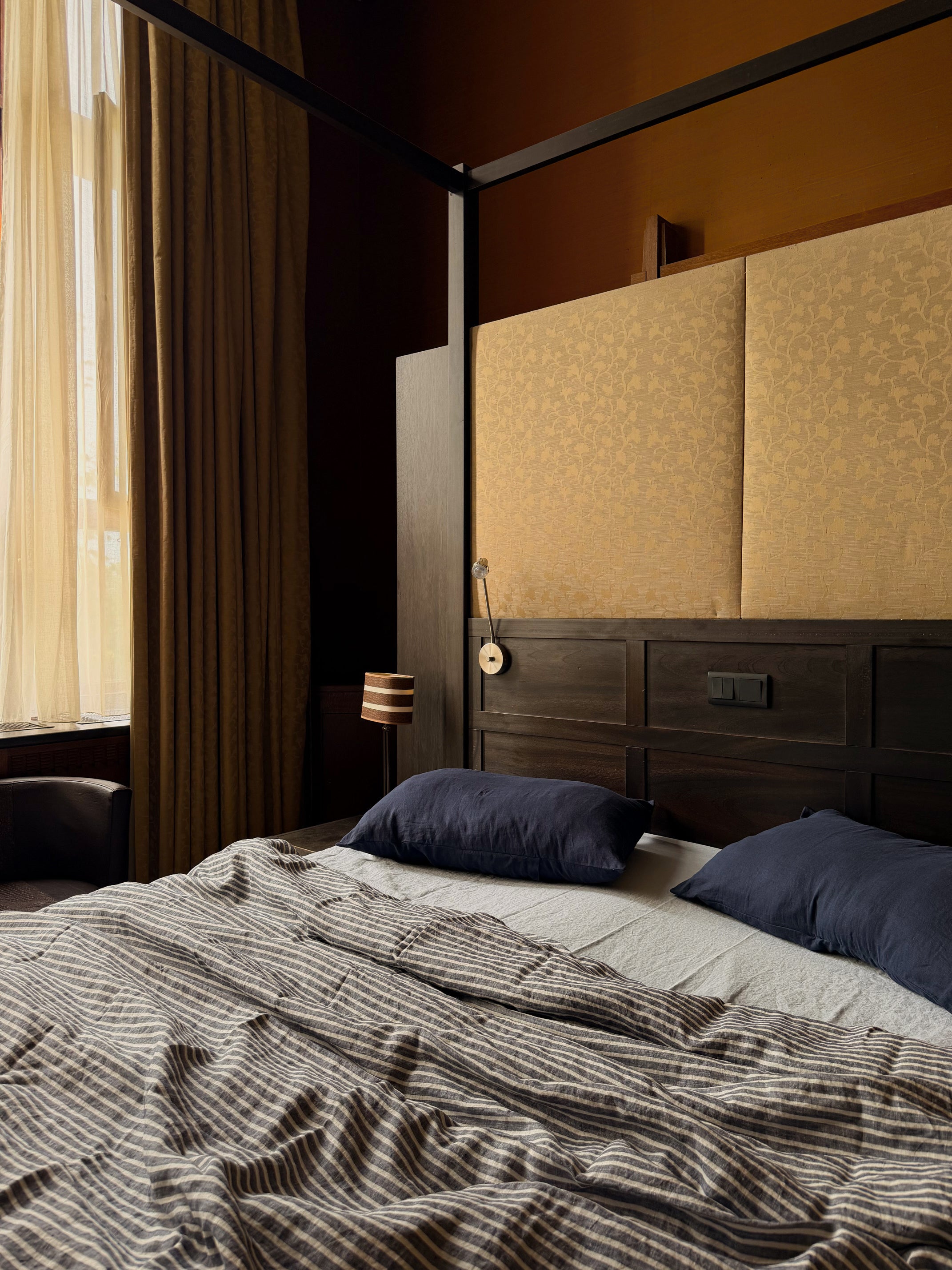 complete bed set. tonal 16 stripe